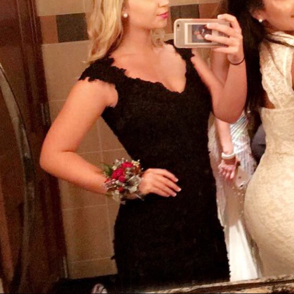 Prom dress - Picture 3 of 4